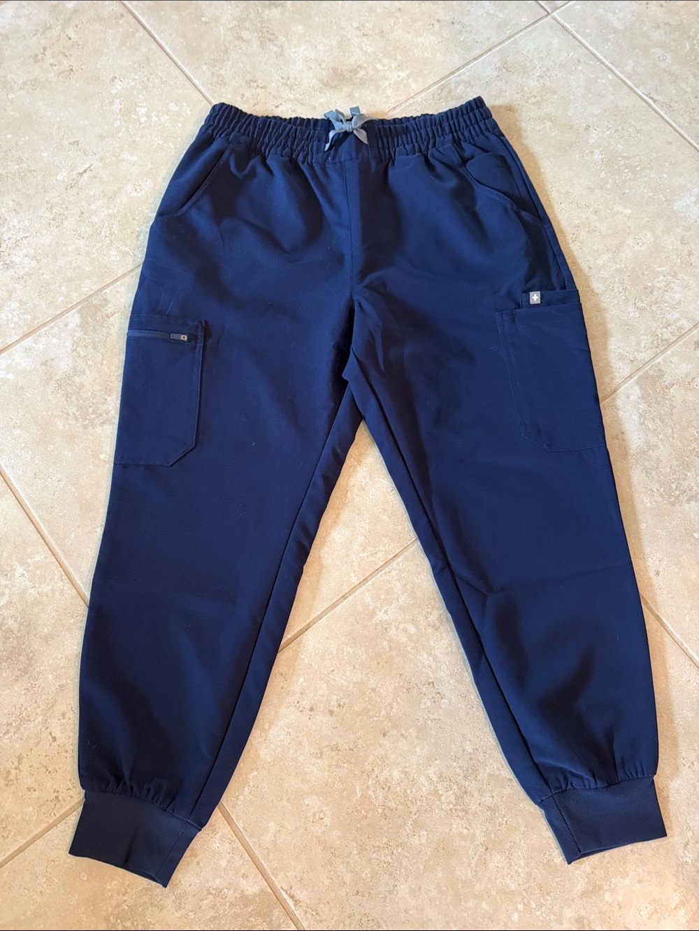 Figs HR Scrub Bottoms (NWT)